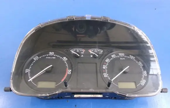 Skoda Octavia Mk1 (1U) Speedometer (instrument cluster) 1U0920811F