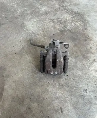 Peugeot 208 Rear brake caliper