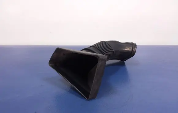 Volkswagen Phaeton Intercooler air guide/duct channel 3D0129617J