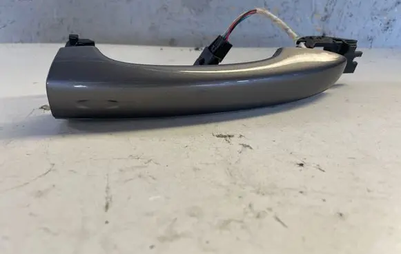 Renault Scenic IV - Grand scenic IV Front door exterior handle E1096638 PA66GF50 252521