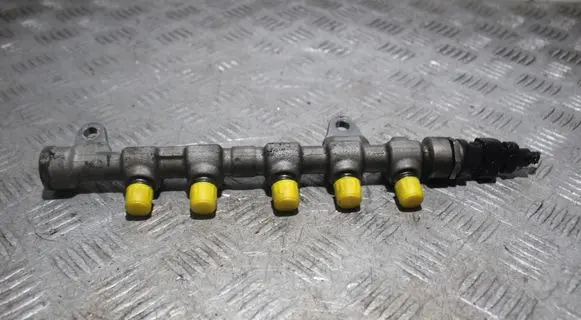 Fiat Bravo Fuel main line pipe 0445214190