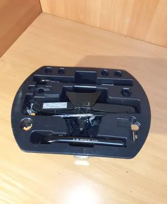 Renault Captur Tool set 995040911R