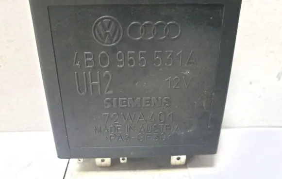 Volkswagen PASSAT B5.5 Other relay 4B0955531A