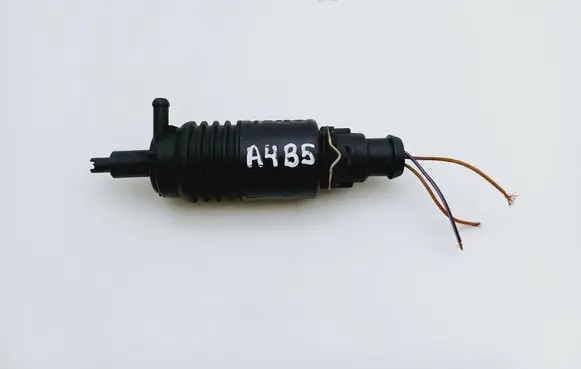 Audi A4 S4 B5 8D Windscreen/windshield washer pump 4A0955651
