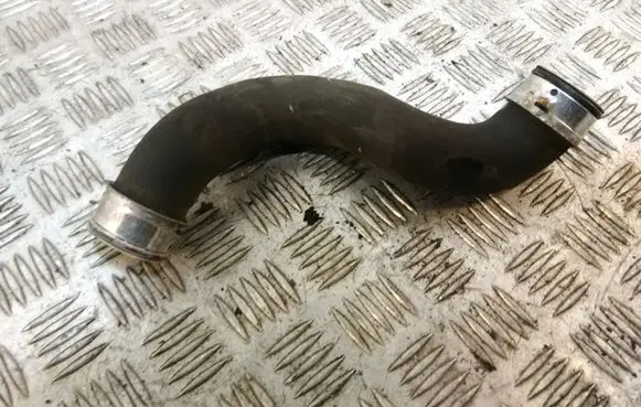 Mercedes-Benz C W204 Engine coolant pipe/hose A2045011682