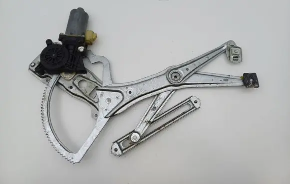 Mercedes-Benz ML W163 Front door window regulator with motor 9137041105