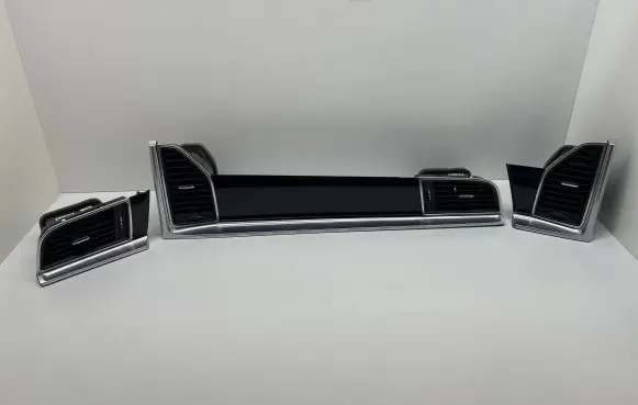Porsche Macan (95B) Dashboard glove box trim 95B857226AA D1004973 95B819702D
