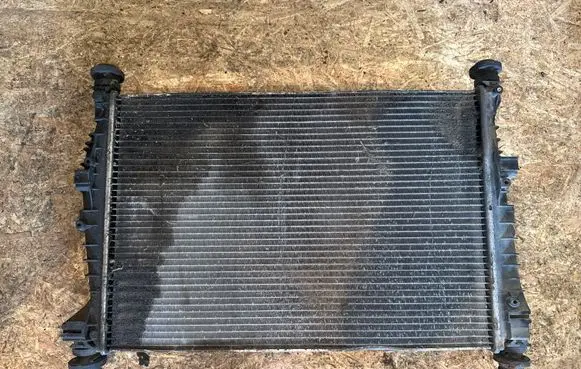 Alfa Romeo 159 Coolant radiator