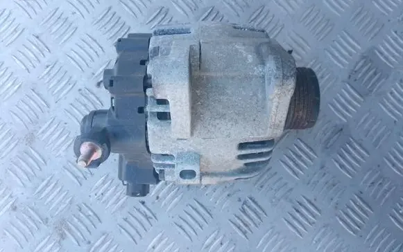 Hyundai i30 Generator/alternator 2655475 373002A110