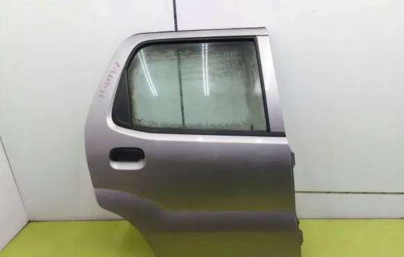 Suzuki Ignis Rear door 