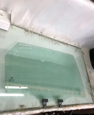 Hyundai Kona II Rear door window glass 43r016942