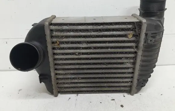Audi A6 S6 C6 4F Intercooler radiator 4F0145805AB 038906051B