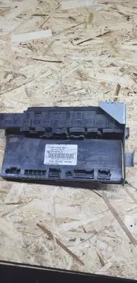 Mercedes-Benz E W211 Fuse box set 0035450001 5DK00804720