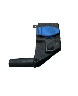 Audi A5 8T 8F Windshield washer fluid reservoir/tank 8T2955463B