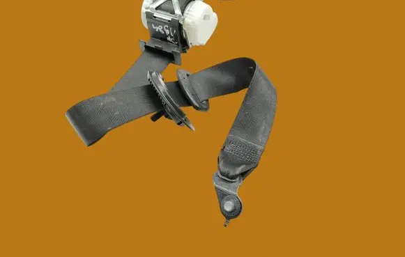 BMW 3 F30 F35 F31 Front seatbelt 