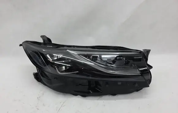 Toyota Camry IX XV80 Headlight/headlamp KOITO33293