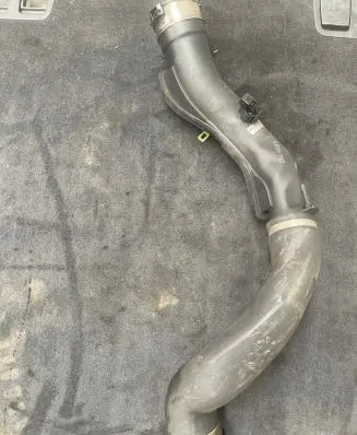 BMW 5 F10 F11 Intercooler hose/pipe 11884414GE 4735270