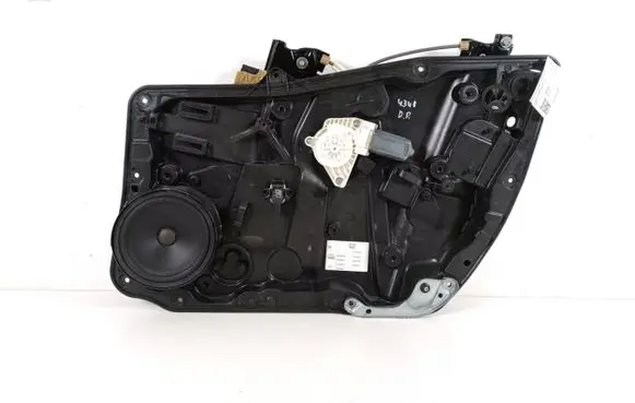 Mercedes-Benz CLA C117 X117 W117 Front door window regulator with motor
