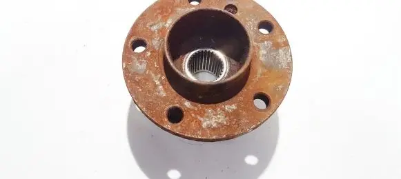 BMW X5 E53 Rear wheel hub