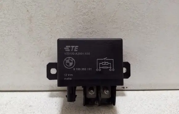 BMW X5 F15 Coolant fan relay 9198302
