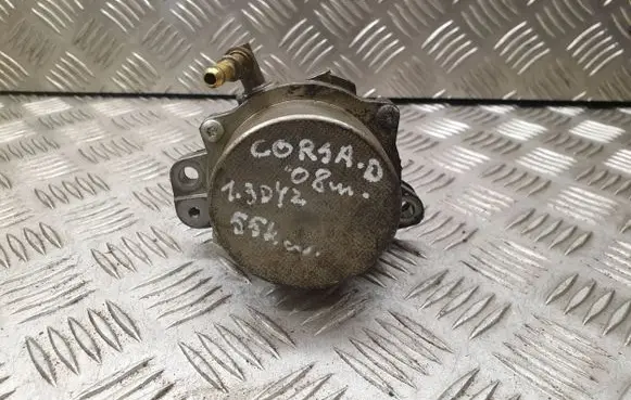 Opel Corsa D Vacuum pump 73501167