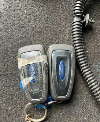 Ford C-MAX II Ignition key/card KLUCZYKFORDCMAXMK2