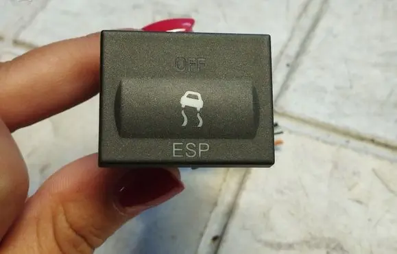Ford Focus ESP (stability program) switch 3M5T2C418BE