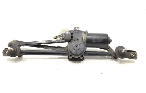 Hyundai Tucson JM Front wiper linkage and motor 