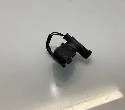 Mercedes-Benz E W211 Windshield washer spray nozzle A2308600347 2308600347