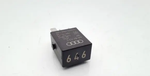 Volkswagen Touran II Other relay 4H0951253C V23374A10013010