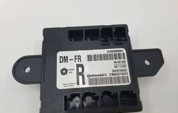 Chrysler Town u0026 Country V Door control unit/module 05026860AE