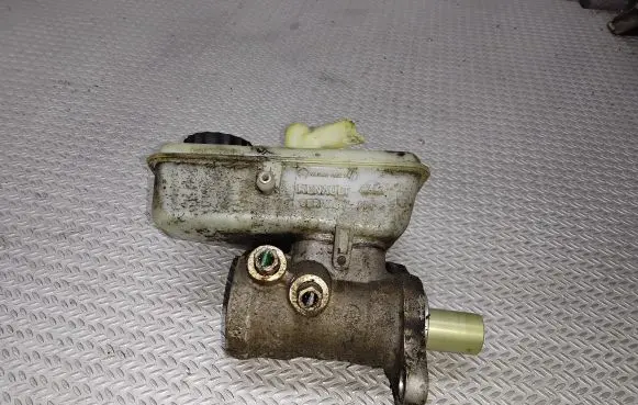 Renault Laguna II Master brake cylinder 03350884771