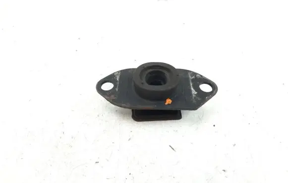 Nissan Qashqai+2 Gearbox mount