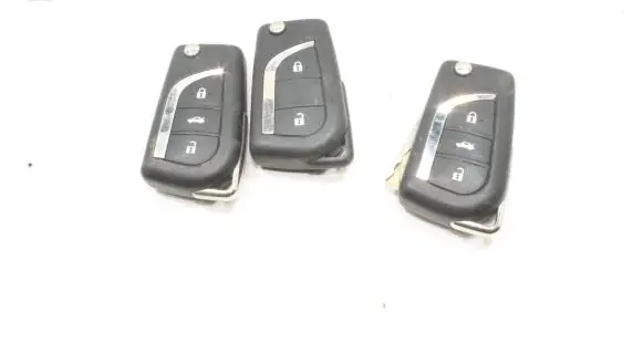 Toyota Verso-S Ignition key/card S000048016