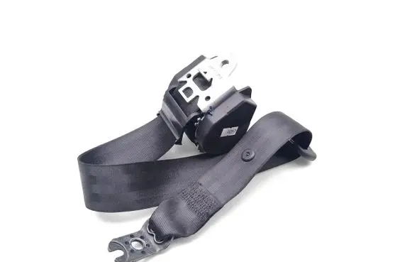 Audi A3 S3 8V Rear seatbelt 7N0857737 8V3857805