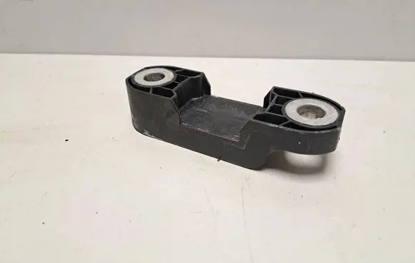 BMW 5 G30 G31 G38 Sway bar bush bracket, front 6861471