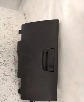 Jeep Grand Cherokee (WK) Glove box lid/cover 1EJ321DVAE