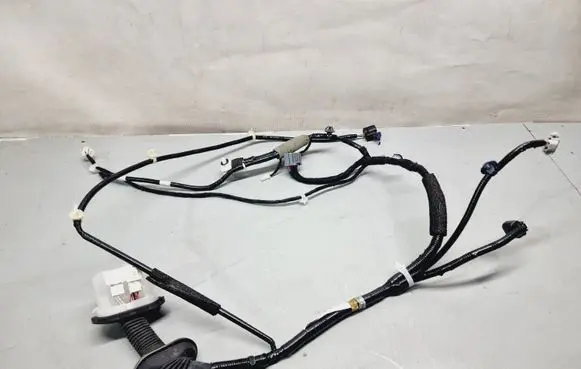 Honda CR-V Front door wiring loom 32752TNYE20