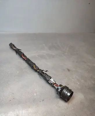 Volkswagen Touran I Fuel injector wires 038971803