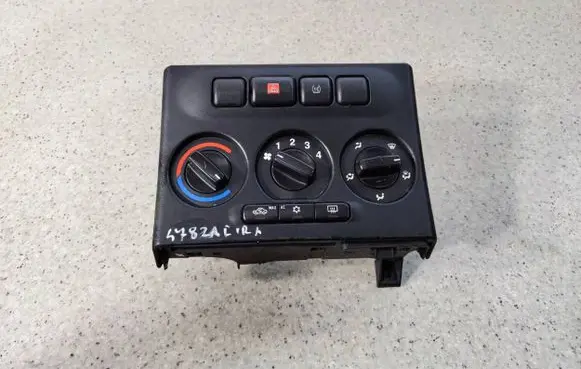 Opel Zafira A Climate control unit 90559839