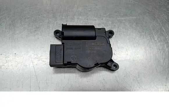 Opel Astra H Coolant heater control valve 3093691