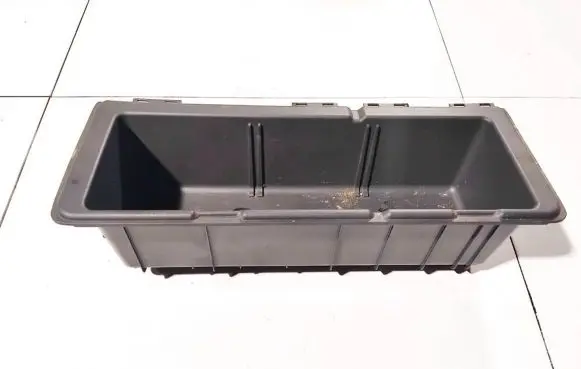 Nissan Pathfinder R51 Glove box 84915eb300 84915eb302