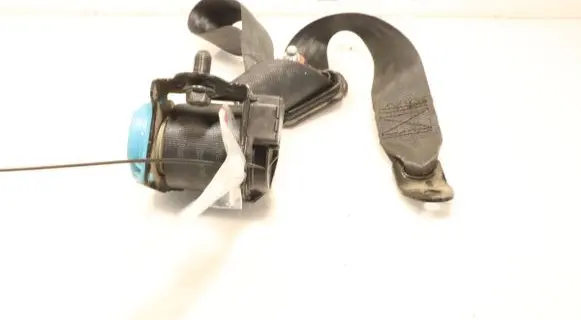 KIA Rio Rear seatbelt