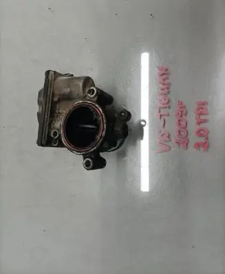 Volkswagen Tiguan Throttle valve 03L128063E