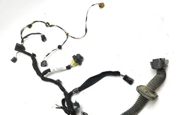 Renault Captur Front door wiring loom 241253464R 090000