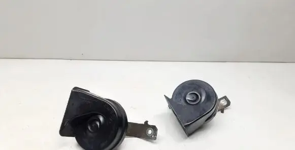 Volvo S80 Horn signal 08635072 08635071