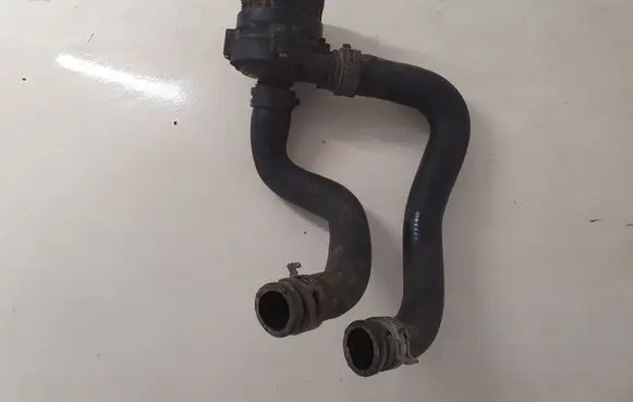 Nissan Qashqai Electric auxiliary coolant/water pump
