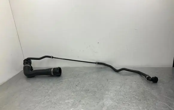 BMW 5 E60 E61 Engine coolant pipe/hose 7560968