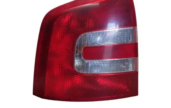 Skoda Octavia Mk2 (1Z) Rear/tail lights 1Z9945095