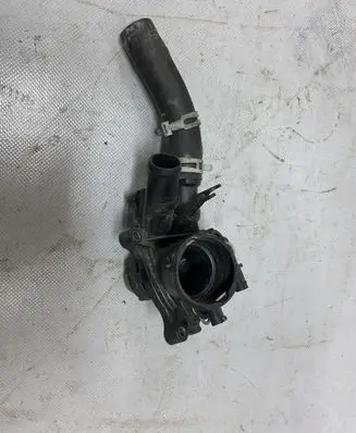 Mercedes-Benz C W204 Thermostat/thermostat housing A2712000315